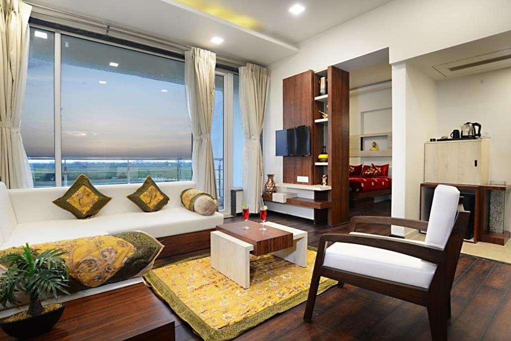 Comfort Inn Donil Vadodara Bilik gambar