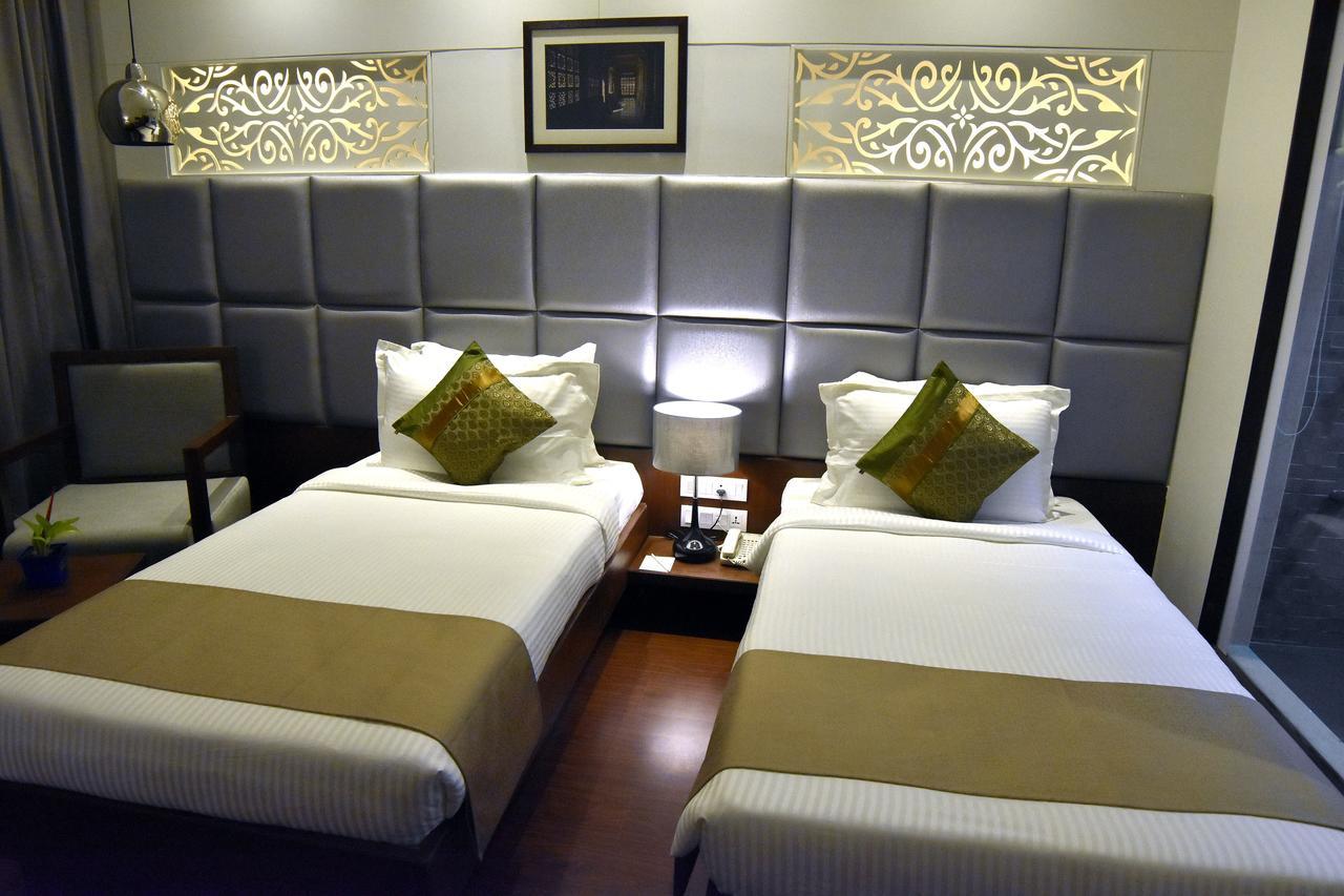 Comfort Inn Donil Vadodara Luaran gambar