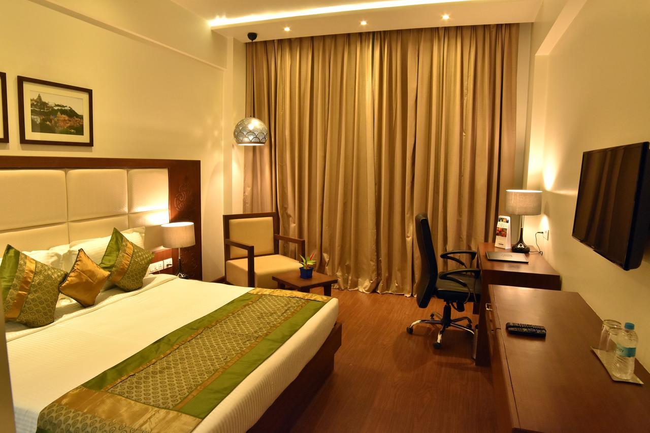 Comfort Inn Donil Vadodara Luaran gambar